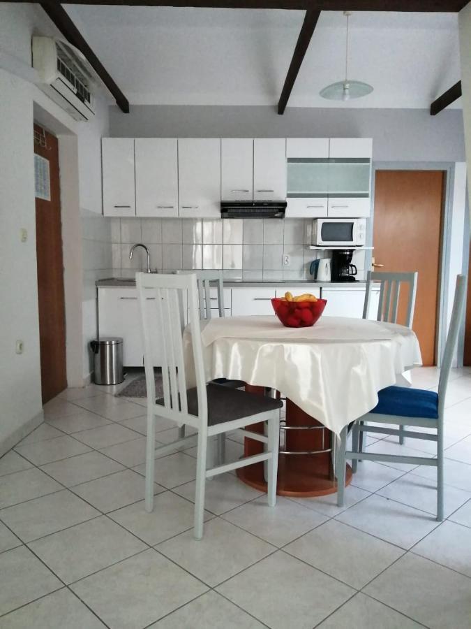Apartments Suri Vodice Extérieur photo
