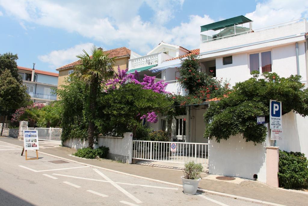 Apartments Suri Vodice Extérieur photo